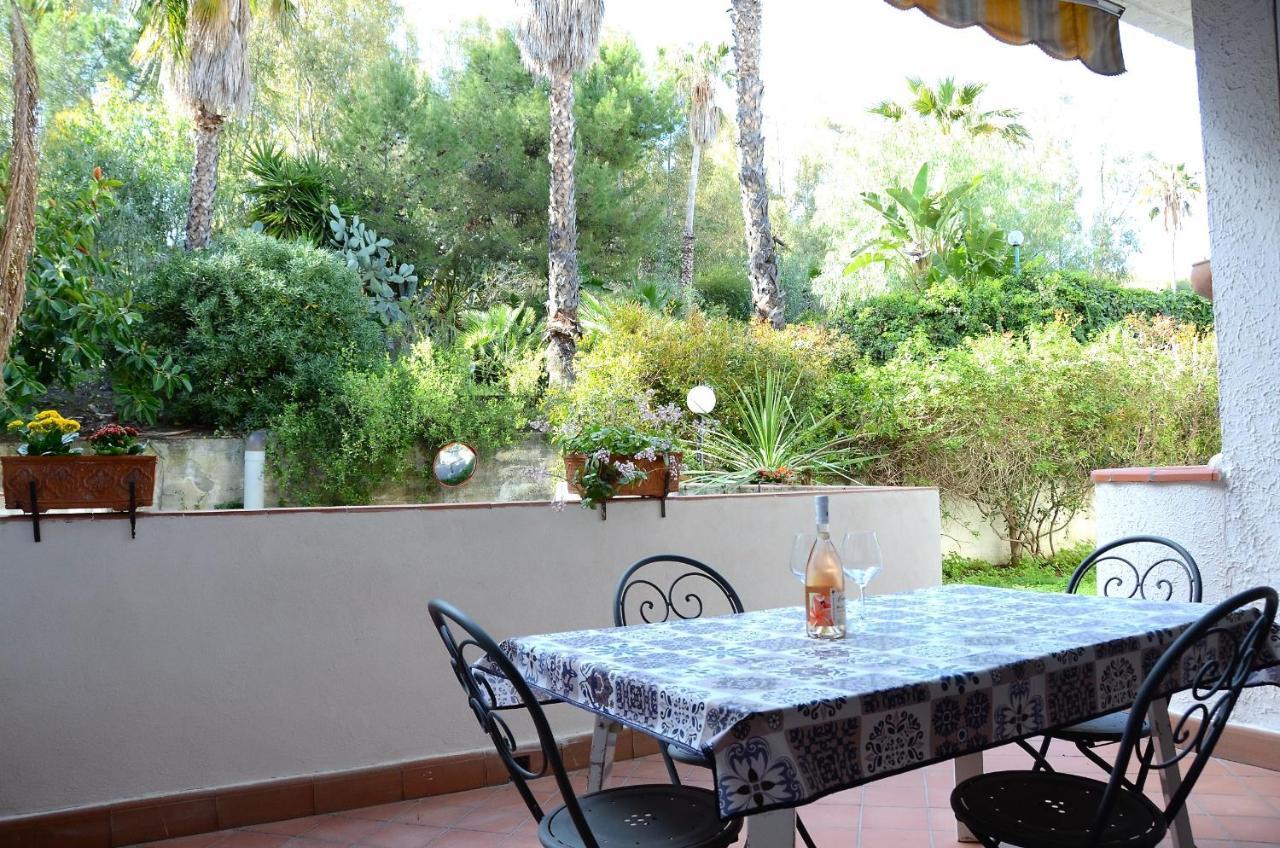 Sea Breeze Acitrezza Apartment Aci Castello Exterior photo